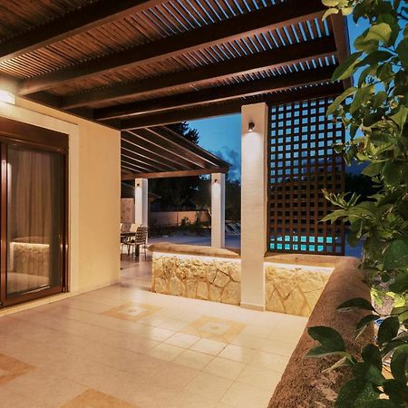 Villa Maribia With Private Pool Генади Екстериор снимка
