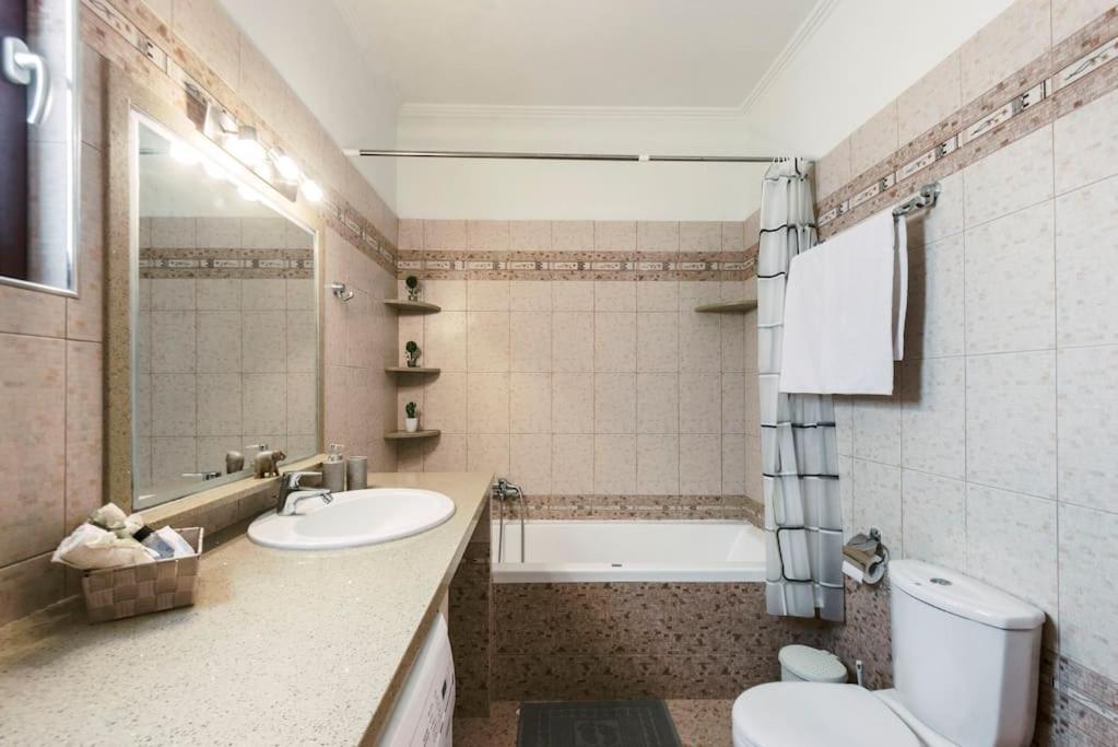 Villa Maribia With Private Pool Генади Екстериор снимка
